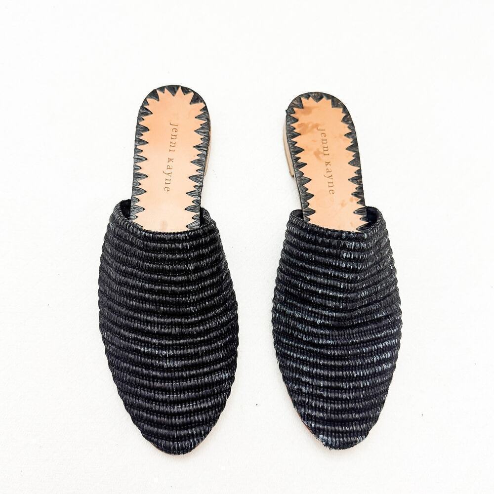 Jenni Kayne Women's Black Raffia Woven Mules Flat Shoes Size 39 EUC